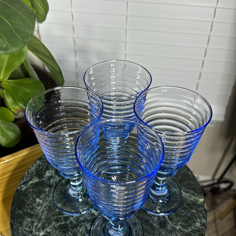 Set of 4 Vintage Sirrus Blue Water Goblets By Libbey Heavy Glasses - Picture 7 of 8